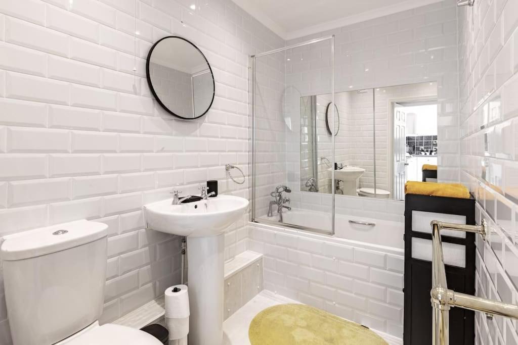 One Bedroom Duplex Apartment Located In Cowley. Oxford Eksteriør billede