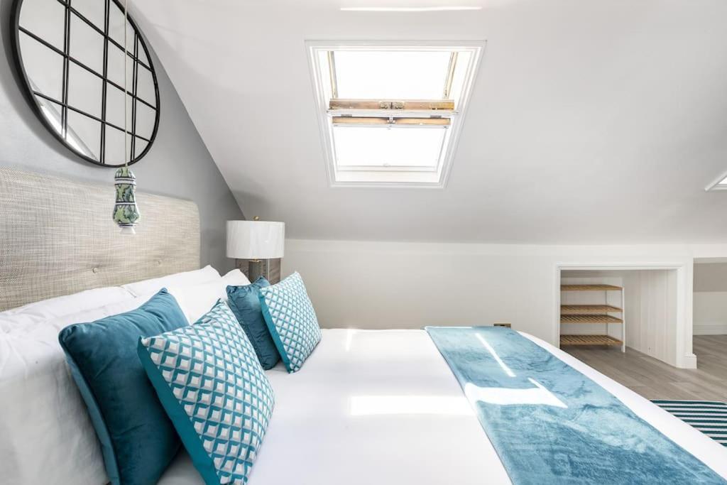 One Bedroom Duplex Apartment Located In Cowley. Oxford Eksteriør billede